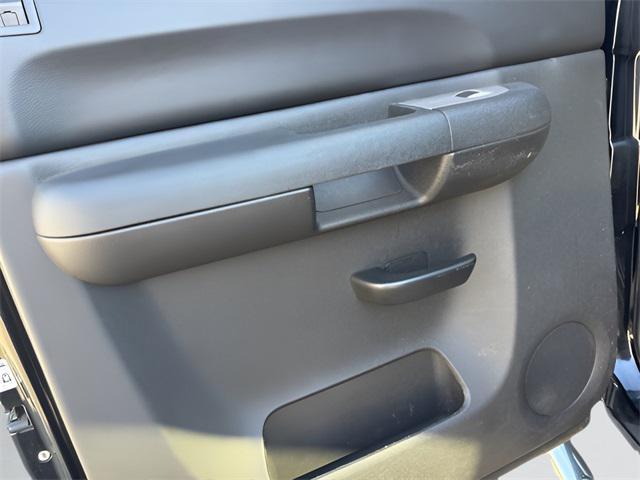 used 2009 Chevrolet Silverado 2500 car, priced at $23,875