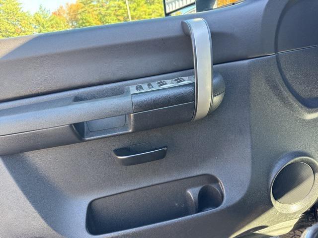 used 2009 Chevrolet Silverado 2500 car, priced at $23,975