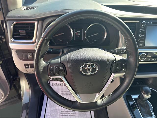 used 2015 Toyota Highlander car, priced at $19,999
