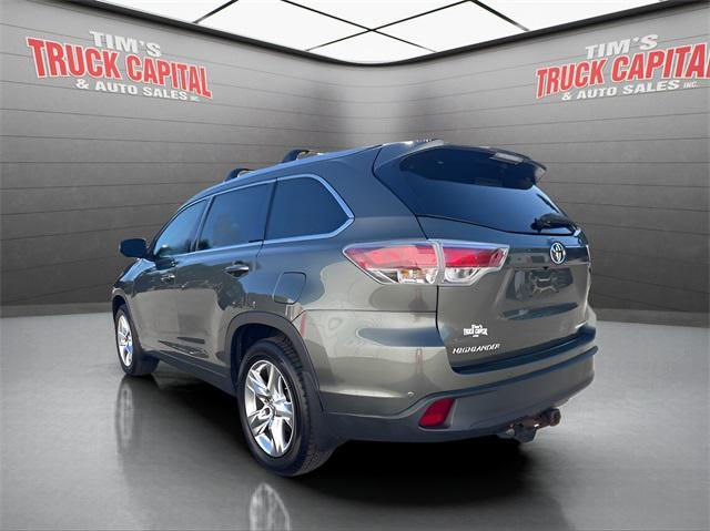used 2015 Toyota Highlander car, priced at $19,999