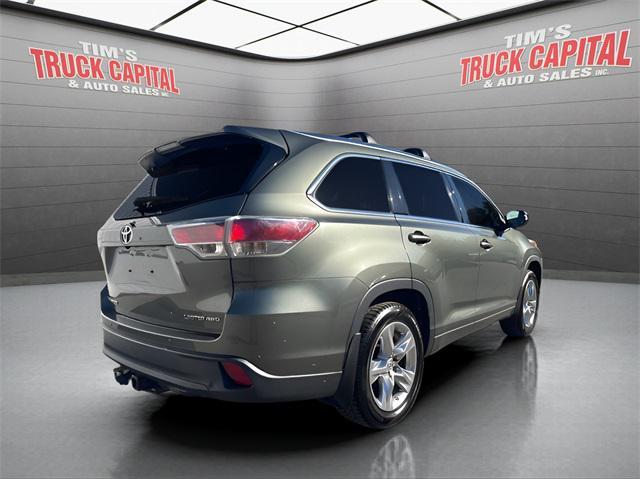 used 2015 Toyota Highlander car, priced at $19,999