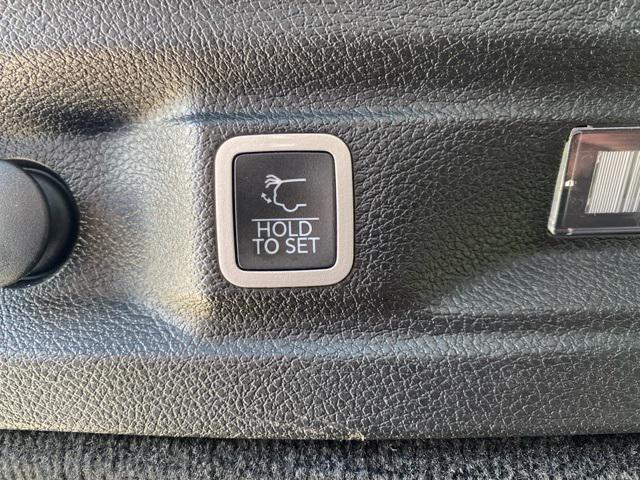 used 2021 Jeep Grand Cherokee L car, priced at $35,999