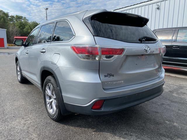 used 2015 Toyota Highlander car, priced at $14,975