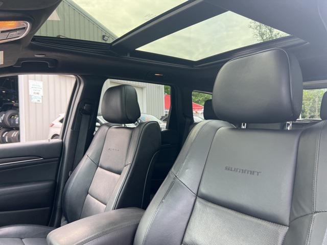 used 2015 Jeep Grand Cherokee car, priced at $14,999