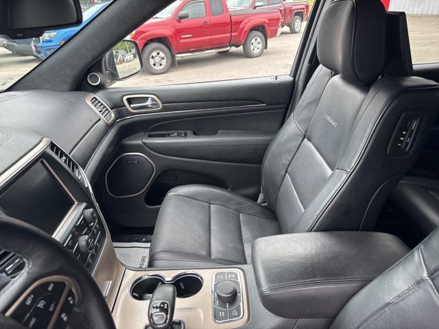 used 2015 Jeep Grand Cherokee car, priced at $17,999