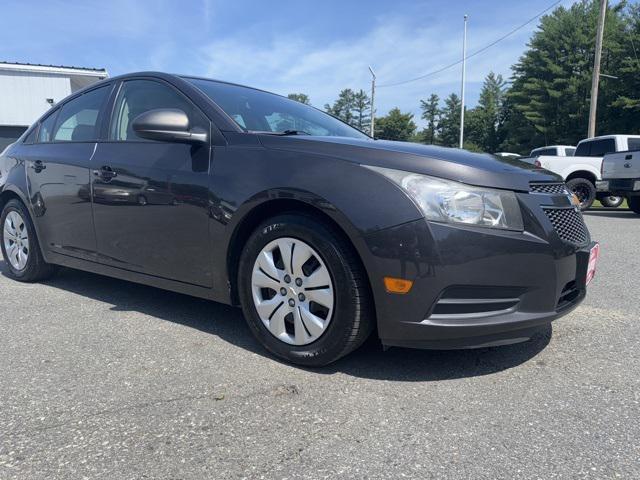 used 2014 Chevrolet Cruze car, priced at $2,950