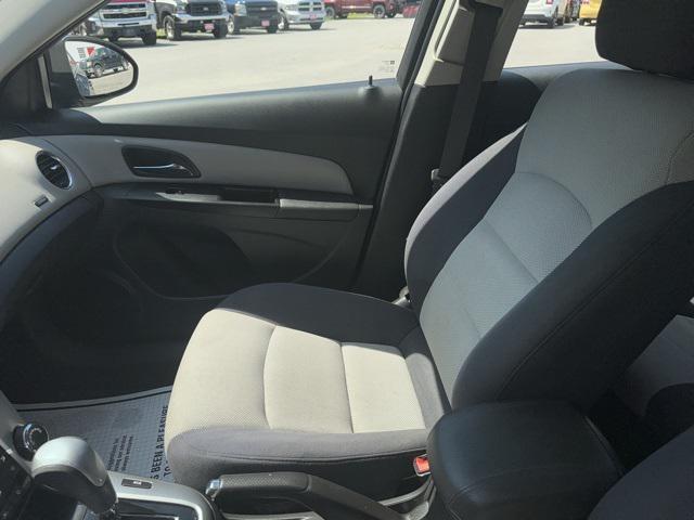 used 2014 Chevrolet Cruze car, priced at $2,950