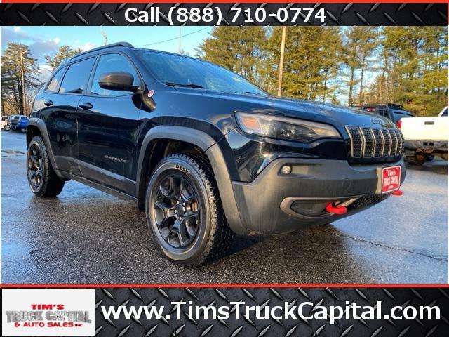 used 2019 Jeep Cherokee car, priced at $16,999