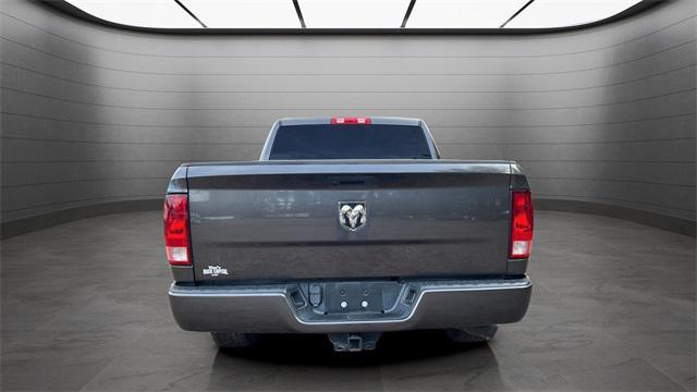 used 2020 Ram 1500 Classic car, priced at $25,999