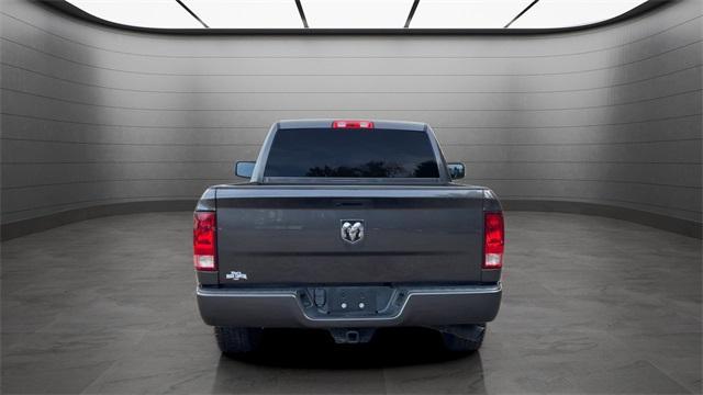 used 2020 Ram 1500 Classic car, priced at $25,999