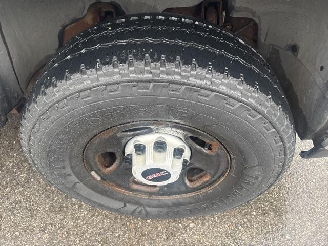 used 2007 GMC Sierra 2500 car, priced at $4,950