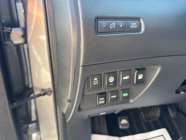 used 2019 Nissan Rogue car, priced at $17,999