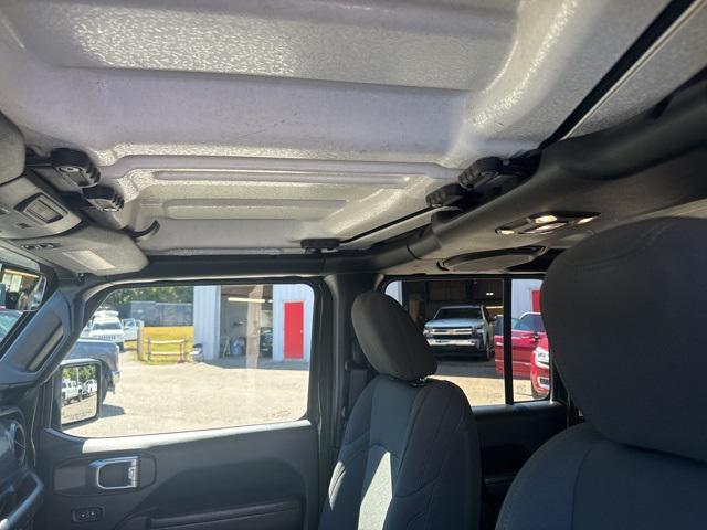 used 2022 Jeep Wrangler Unlimited car, priced at $29,999