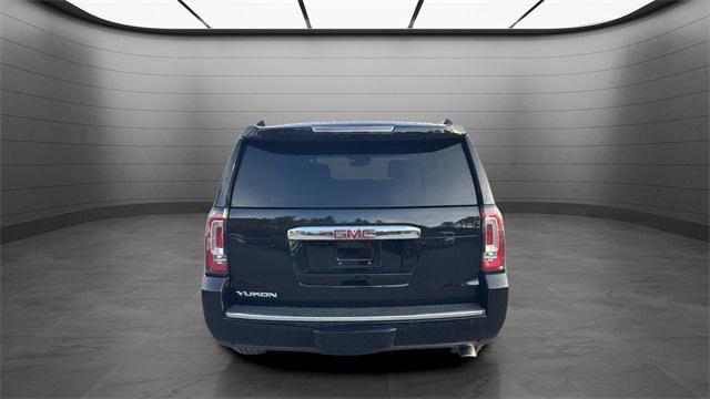 used 2019 GMC Yukon car, priced at $29,999