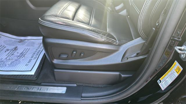 used 2019 GMC Yukon car, priced at $29,999