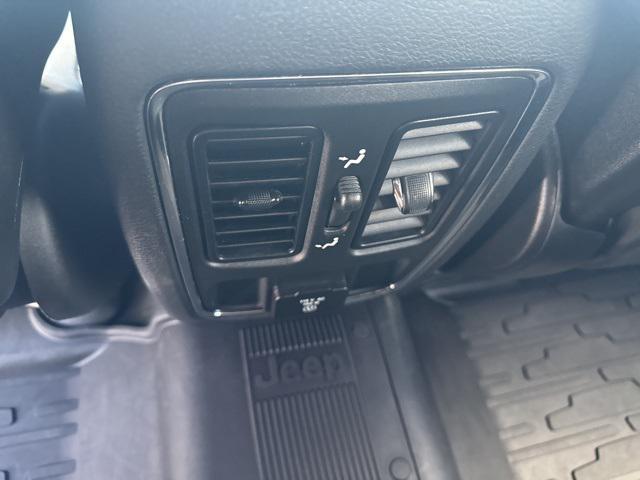 used 2019 Jeep Grand Cherokee car, priced at $18,999