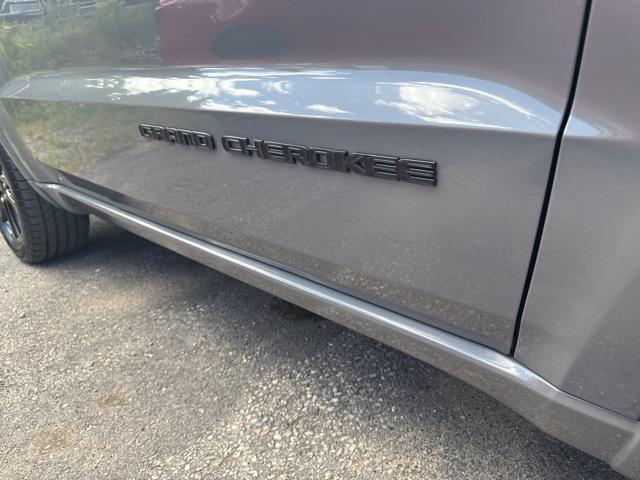 used 2019 Jeep Grand Cherokee car, priced at $18,999