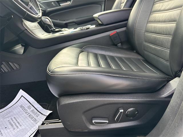 used 2015 Ford Edge car, priced at $7,950