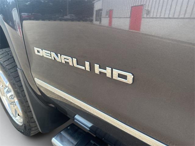 used 2015 GMC Sierra 2500 car, priced at $31,999