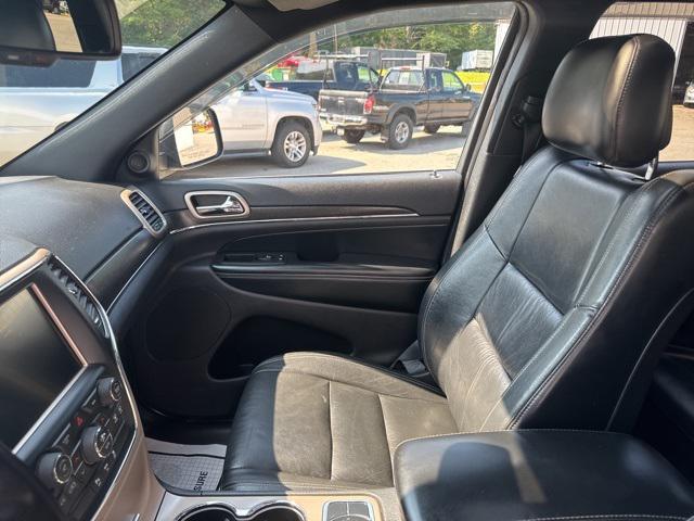 used 2015 Jeep Grand Cherokee car, priced at $14,999