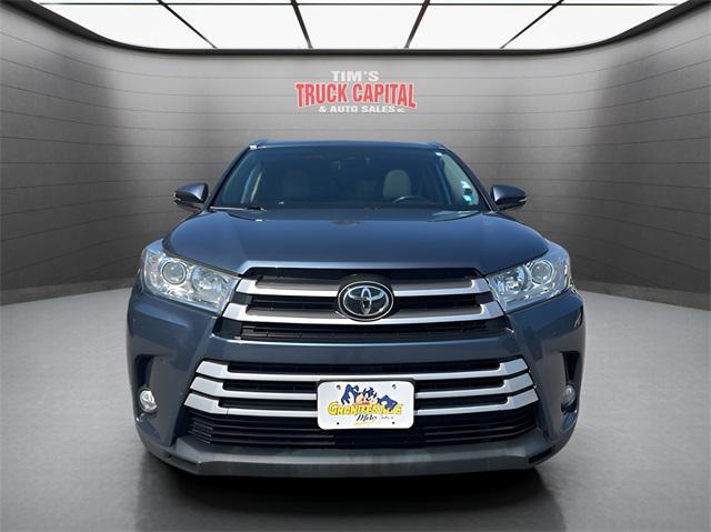 used 2018 Toyota Highlander car, priced at $17,999