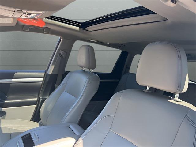 used 2018 Toyota Highlander car, priced at $17,999