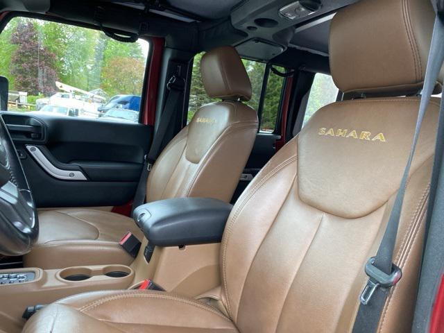 used 2015 Jeep Wrangler Unlimited car, priced at $20,999