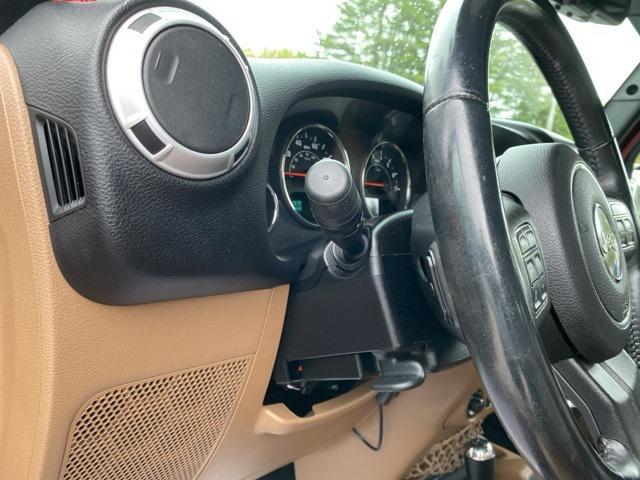 used 2015 Jeep Wrangler Unlimited car, priced at $20,999