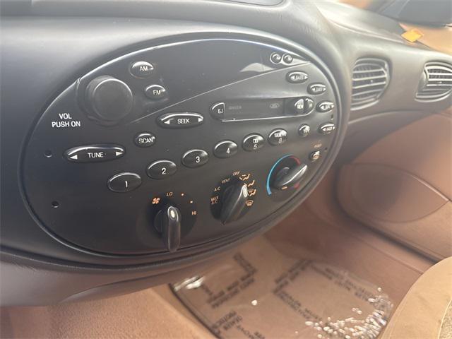 used 1996 Ford Taurus car, priced at $3,950