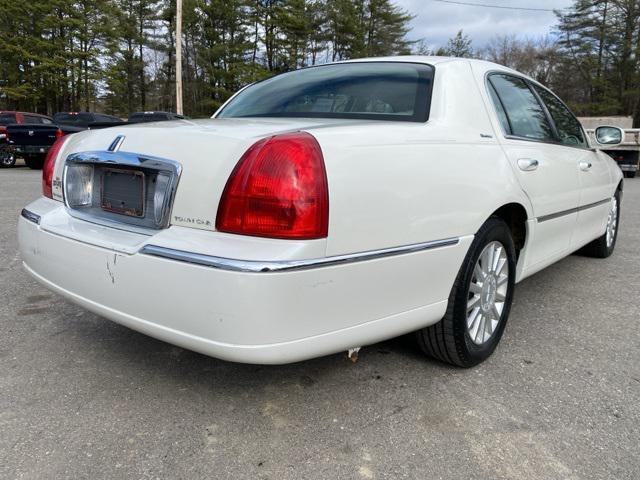 used 2003 Lincoln Town Car car, priced at $4,950