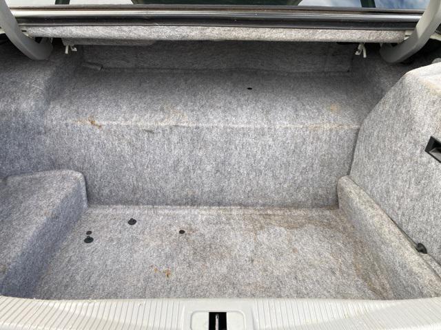 used 2003 Lincoln Town Car car, priced at $4,950