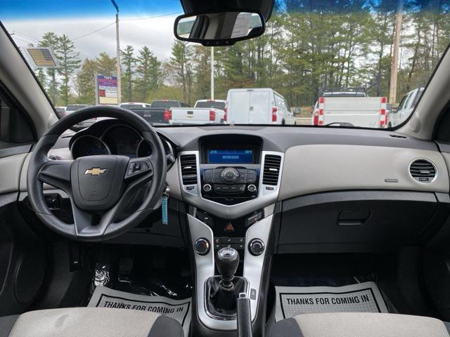 used 2016 Chevrolet Cruze Limited car, priced at $8,999