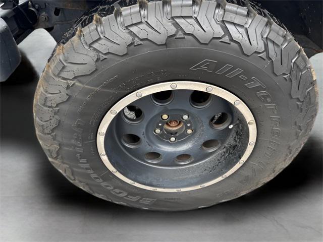 used 2005 Jeep Wrangler car, priced at $5,950