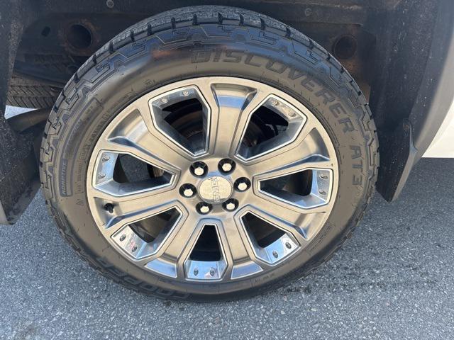 used 2016 GMC Sierra 1500 car, priced at $18,975