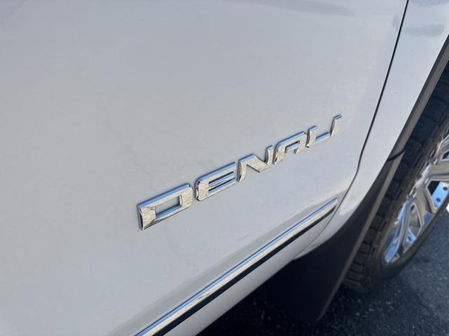 used 2016 GMC Sierra 1500 car, priced at $18,975