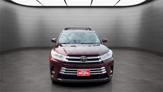 used 2018 Toyota Highlander car, priced at $24,999