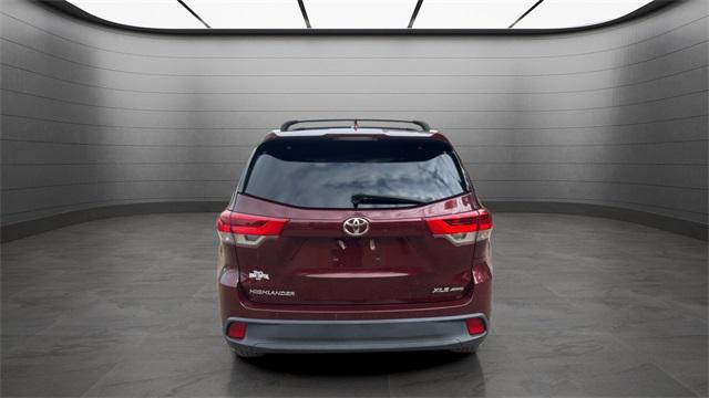 used 2018 Toyota Highlander car, priced at $24,999