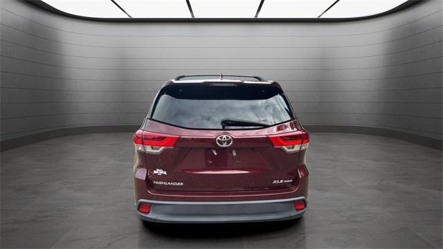 used 2018 Toyota Highlander car, priced at $24,999