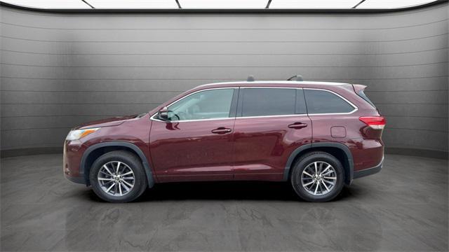used 2018 Toyota Highlander car, priced at $24,999