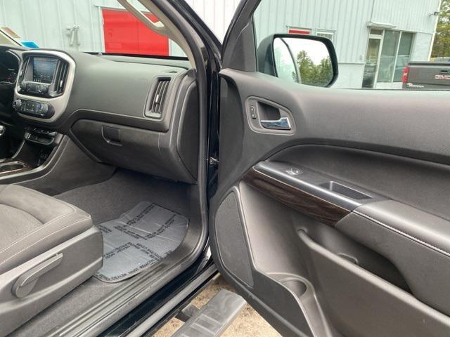 used 2022 GMC Canyon car, priced at $33,999