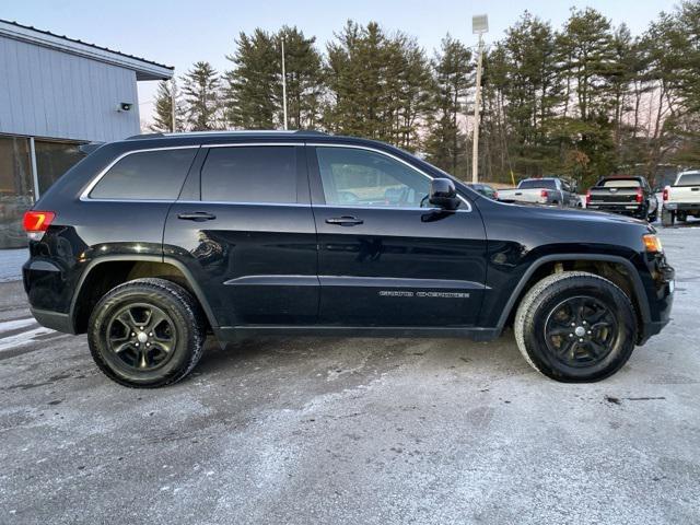 used 2017 Jeep Grand Cherokee car, priced at $15,999