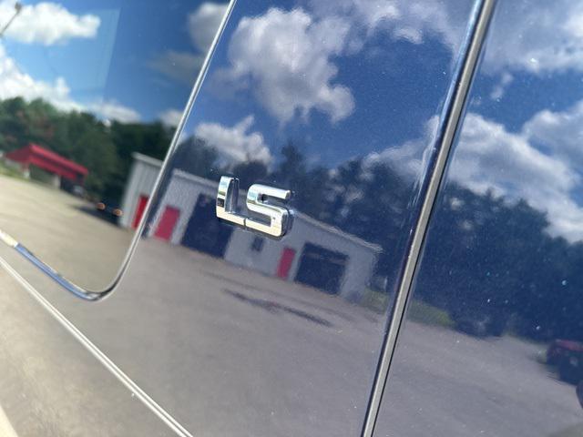 used 2008 Chevrolet Suburban car, priced at $4,950