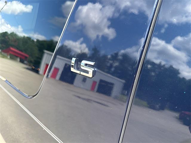 used 2008 Chevrolet Suburban car, priced at $2,950