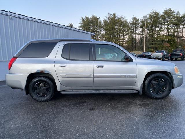 used 2004 GMC Envoy XUV car, priced at $2,950