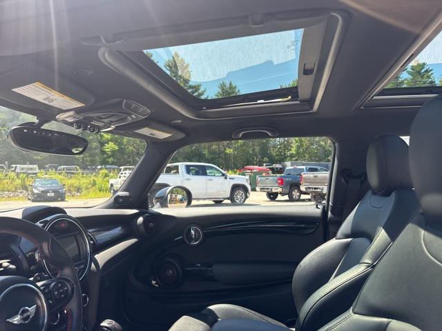 used 2017 MINI Hardtop car, priced at $11,999