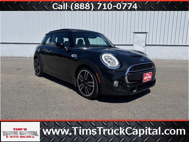 used 2017 MINI Hardtop car, priced at $11,999