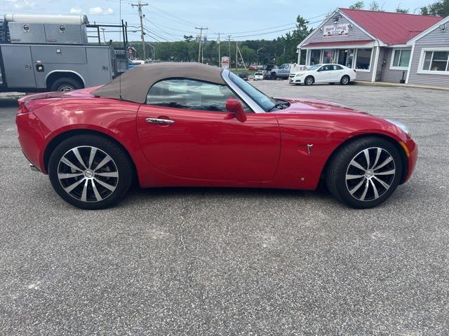used 2007 Pontiac Solstice car, priced at $8,950