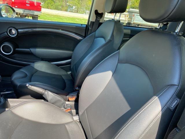 used 2013 MINI Hardtop car, priced at $9,999