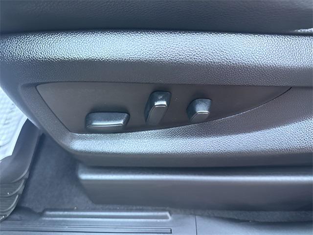 used 2020 Chevrolet Suburban car, priced at $23,999