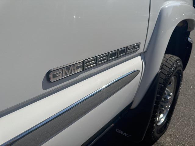 used 2006 GMC Sierra 2500 car, priced at $3,950